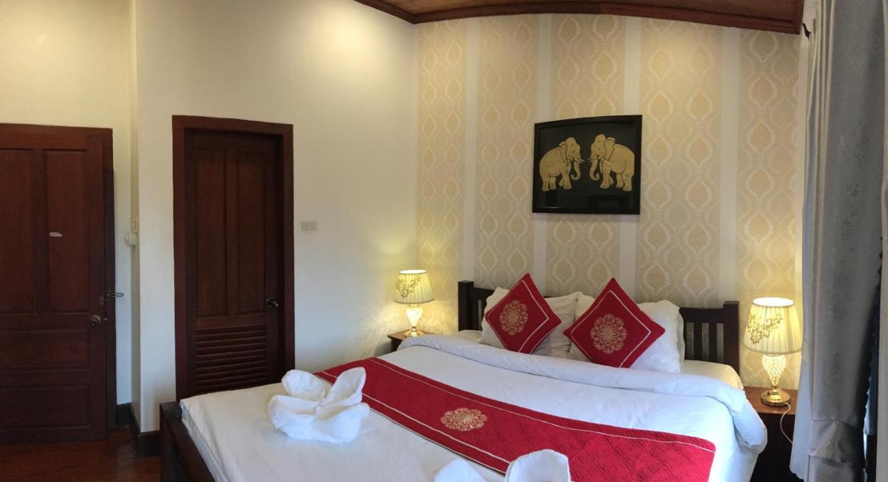 Luang Prabang Pangkham Hotel Exteriör bild