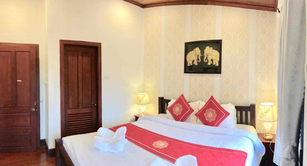 Luang Prabang Pangkham Hotel Exteriör bild