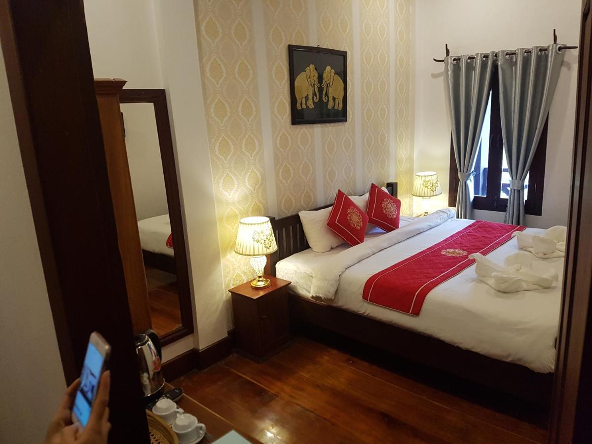 Luang Prabang Pangkham Hotel Exteriör bild